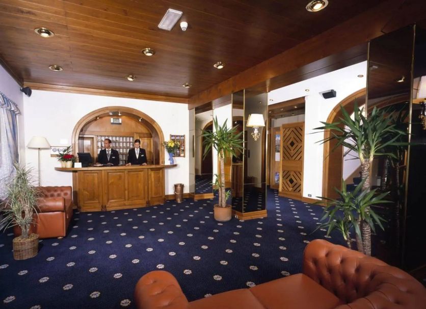 Lobby Photo