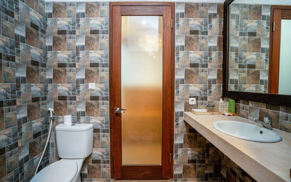 Bathroom Photo