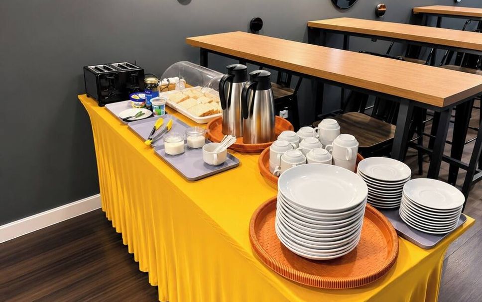 Buffet Photo