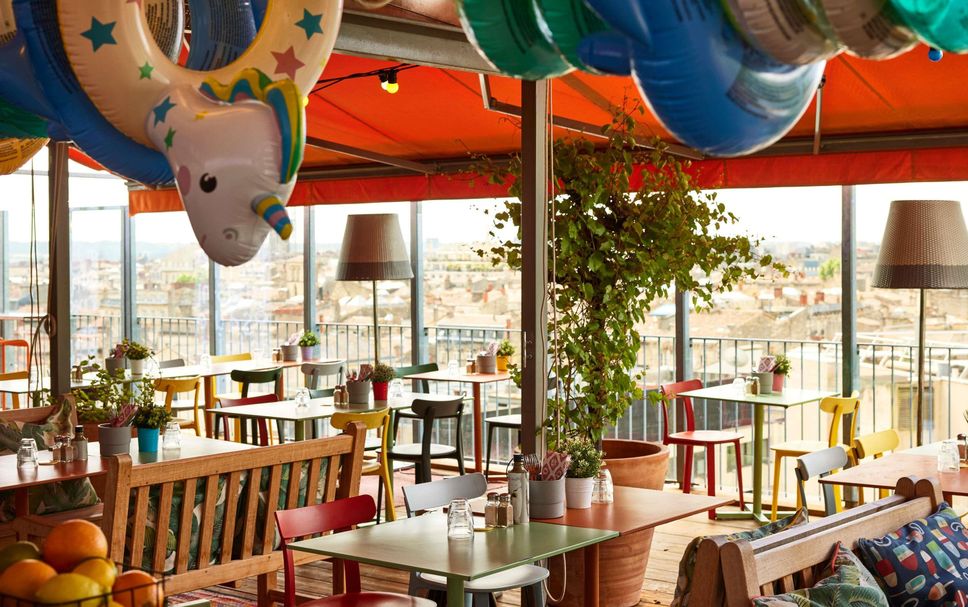 Restaurant Photo