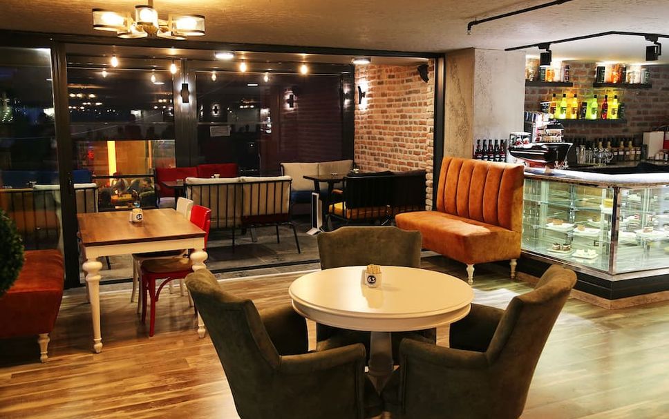 Bar Photo
