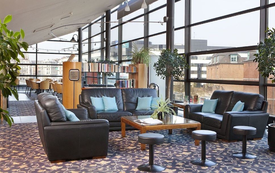 Lounge Photo