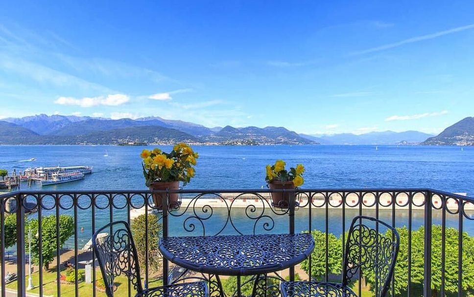 Balcony Photo