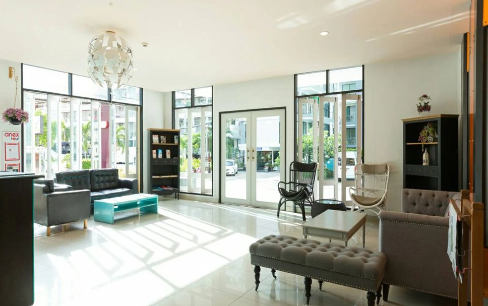 Lobby Photo