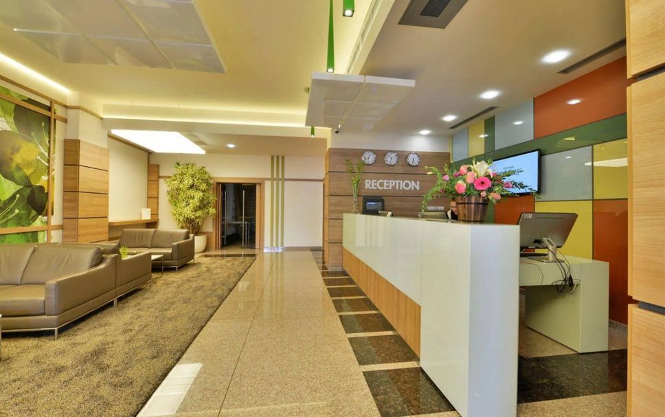 Front desk Photo
