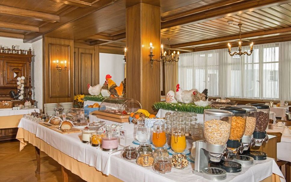 Buffet Photo