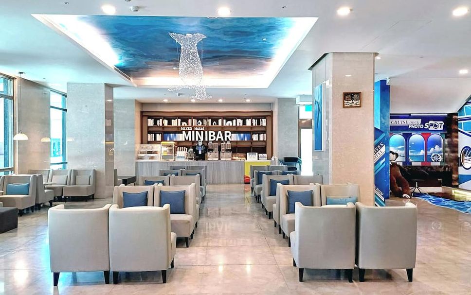 Bar Photo