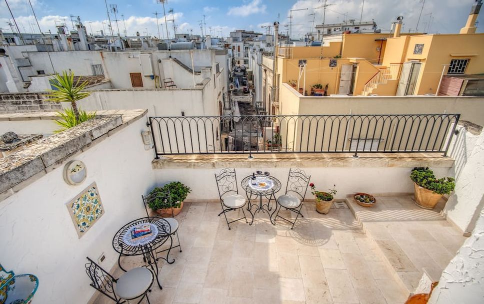 Balcony Photo