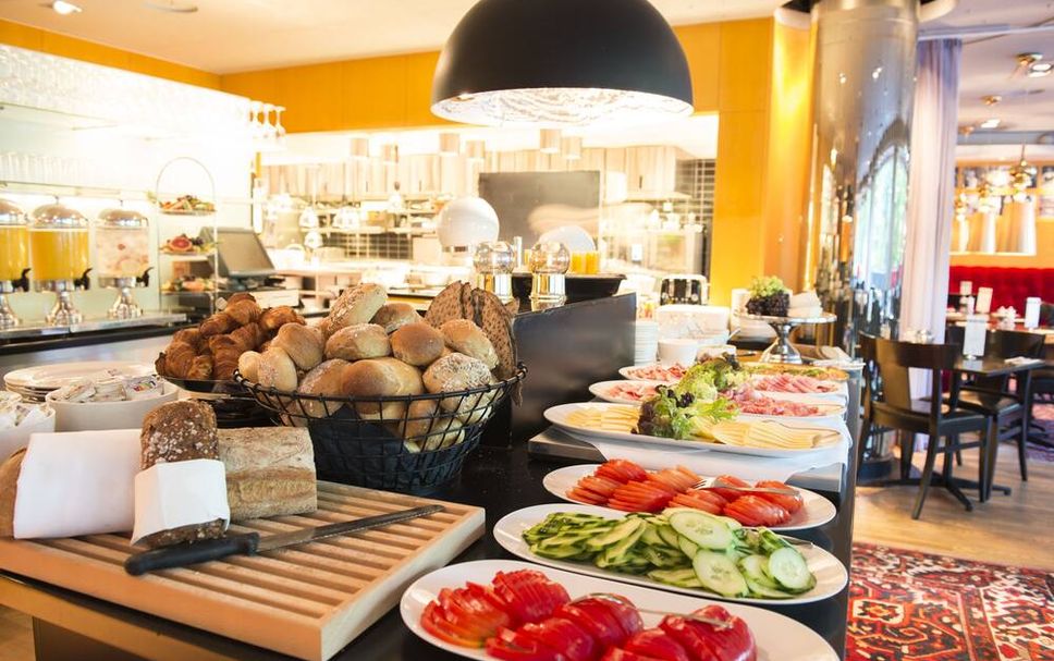 Buffet Photo