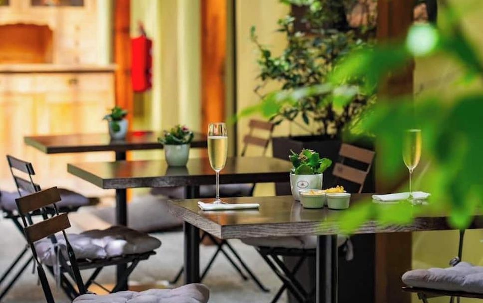 Restaurant Photo