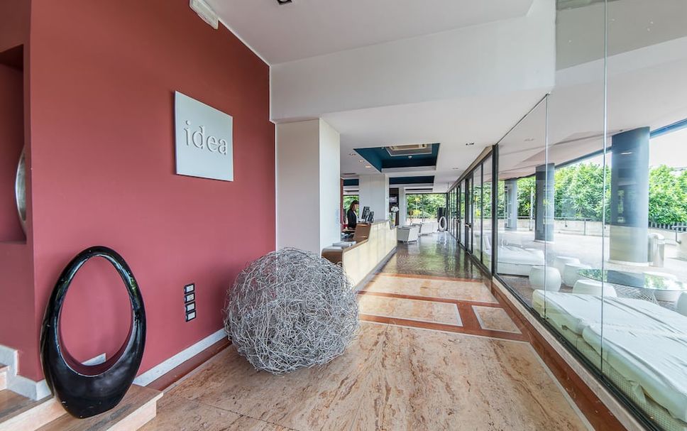 Lobby Photo