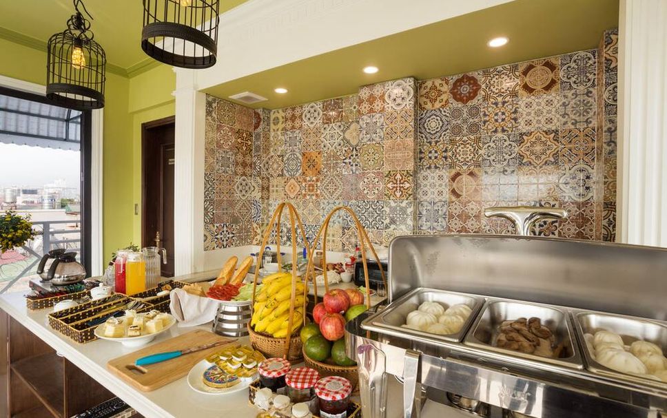 Buffet Photo