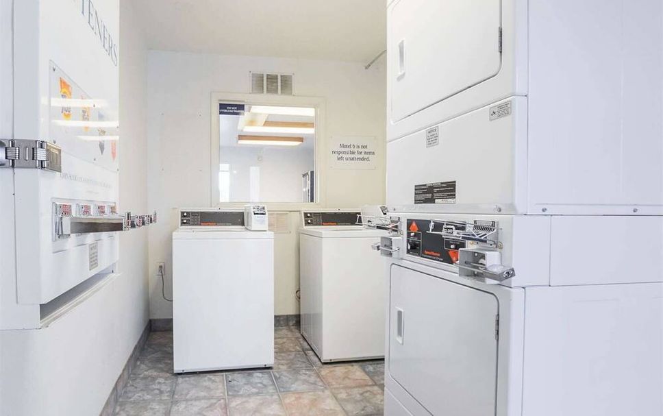 Laundry facility Photo