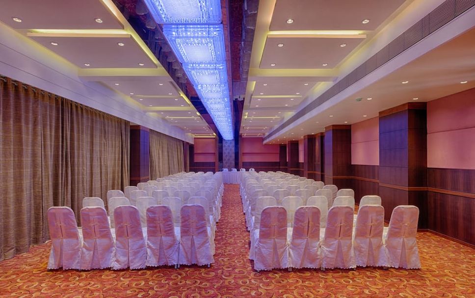 Banquet hall Photo