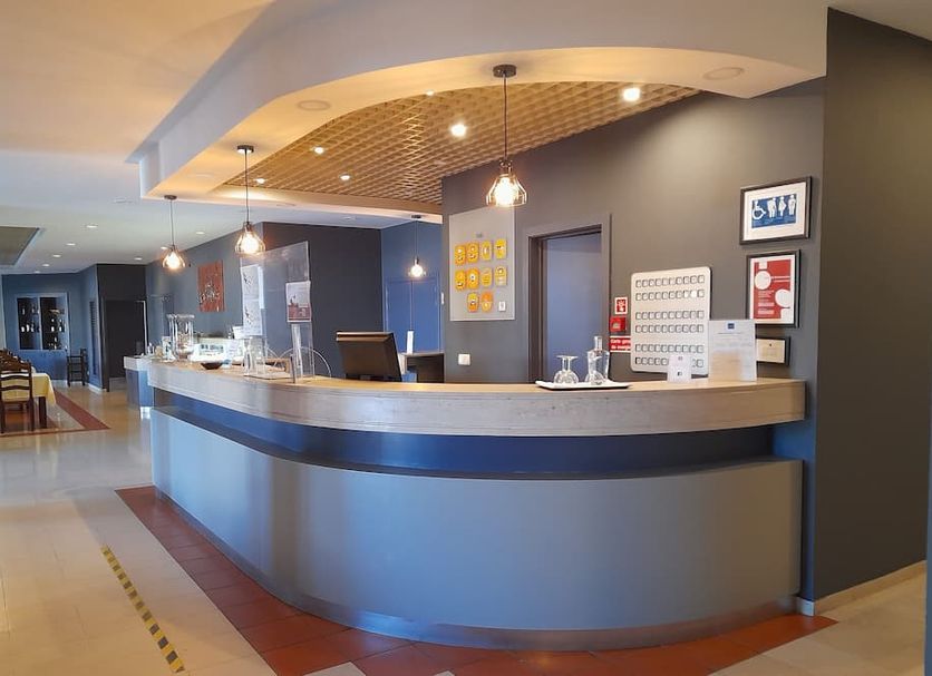 Front desk Photo