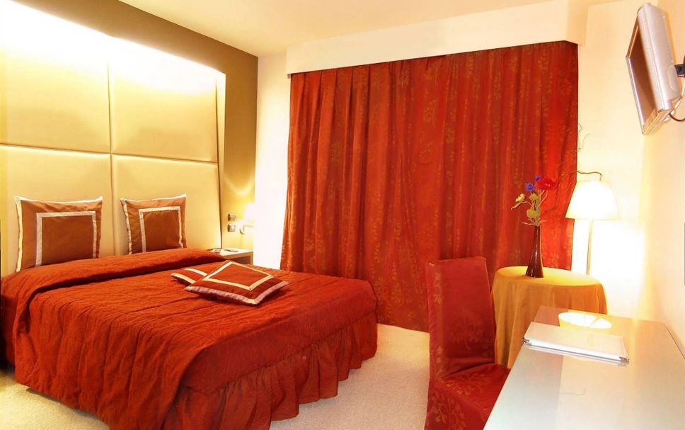 Bedroom Photo