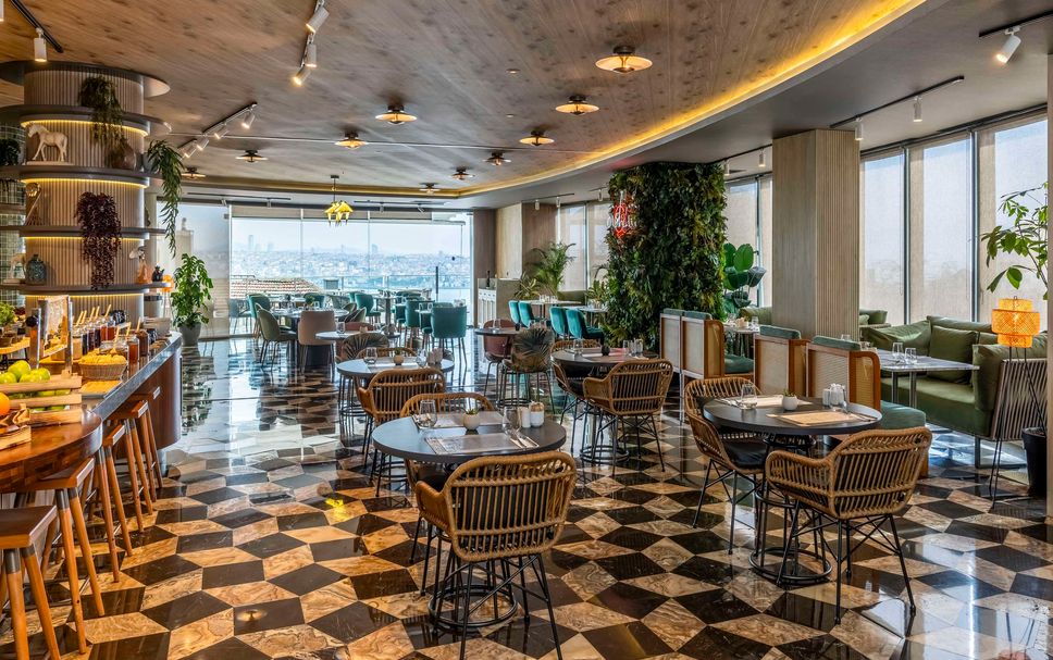 Restaurant Photo
