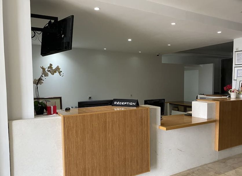 Front desk Photo