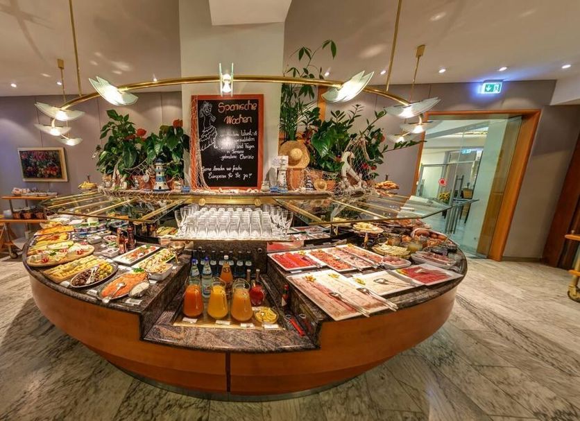 Buffet Photo