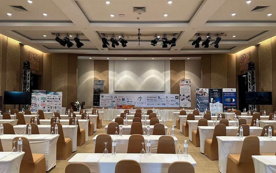 Banquet hall Photo