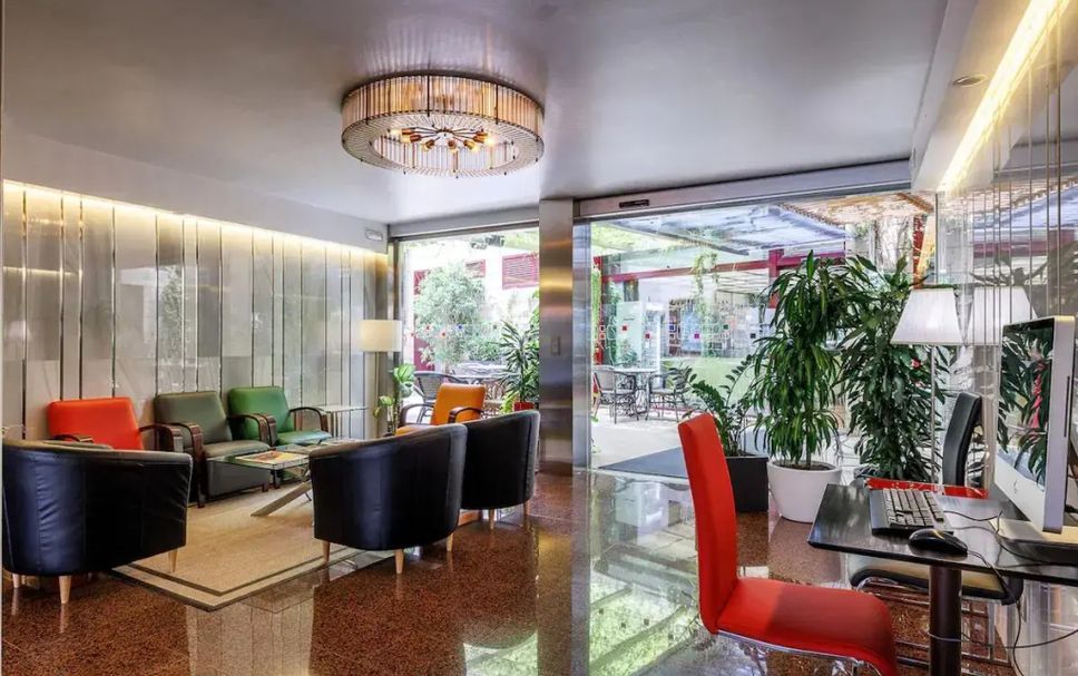 Lobby Photo