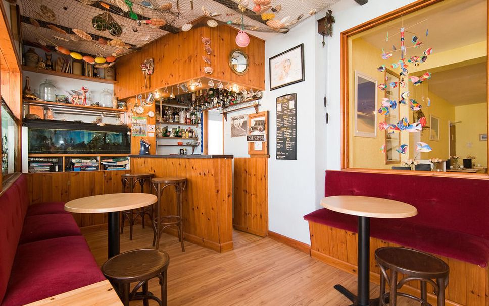 Bar Photo