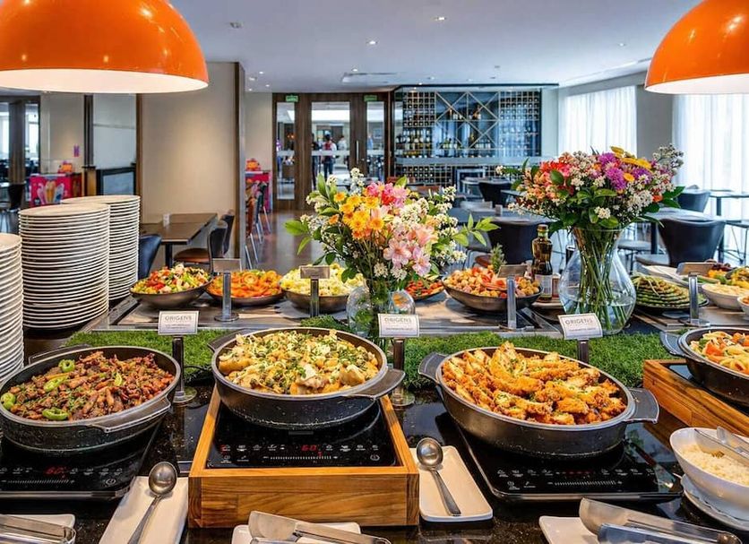 Buffet Photo