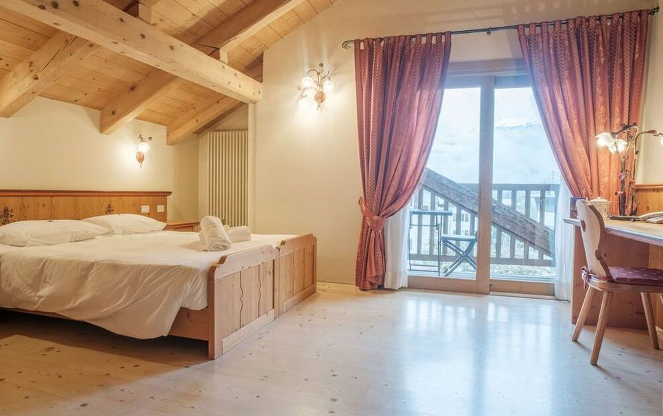 Bedroom Photo