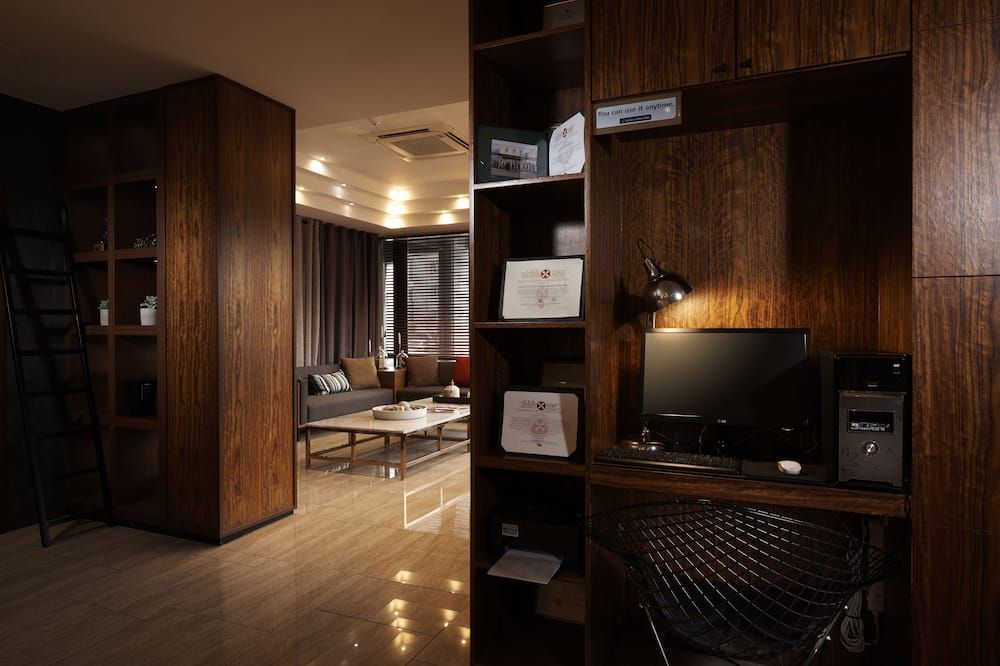 Room amenity