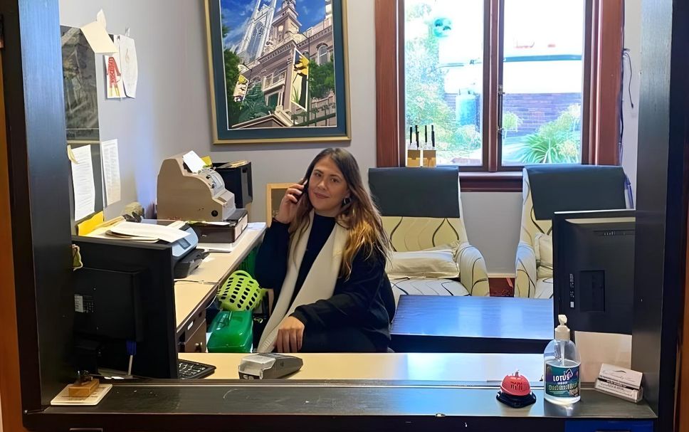 Front desk Photo