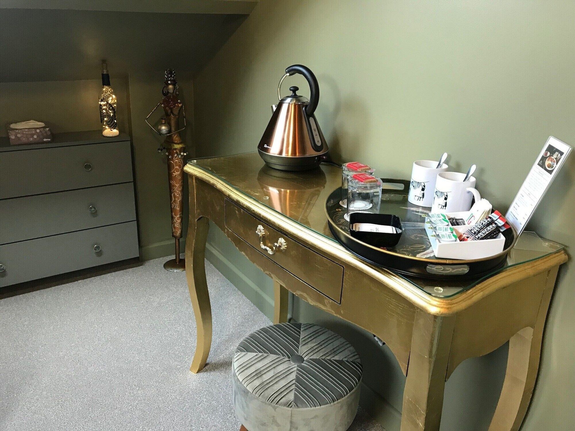 Room amenity