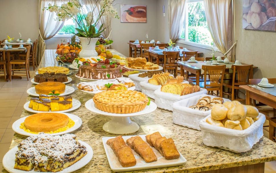 Buffet Photo