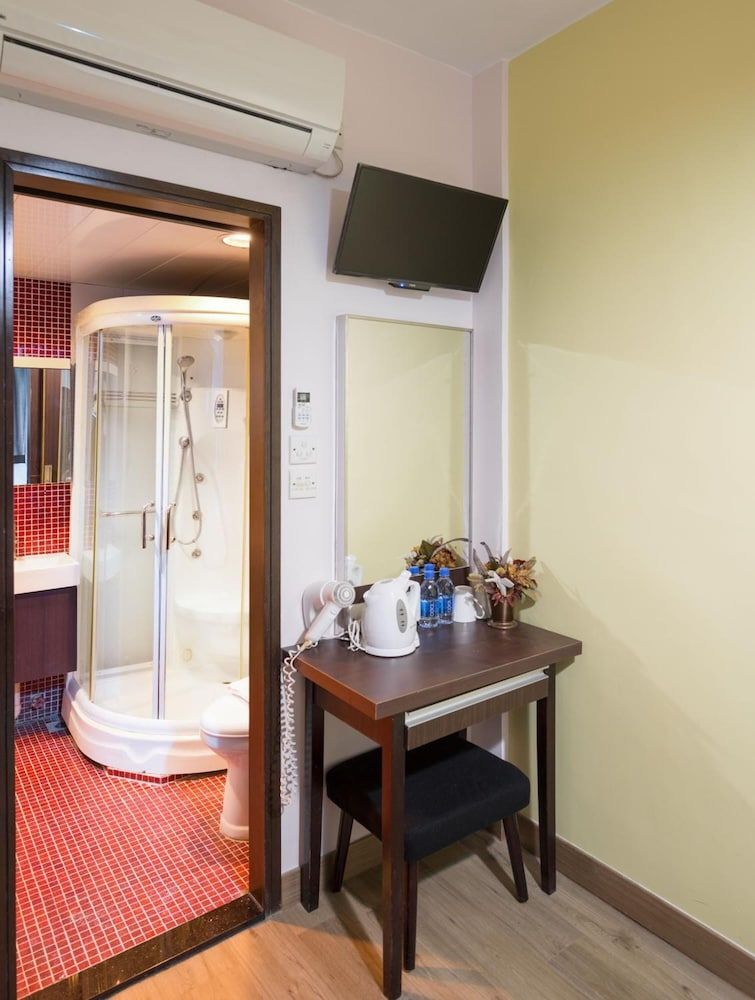 Room amenity