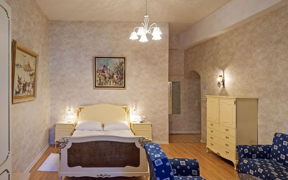 Bedroom Photo