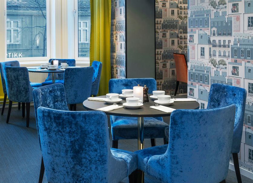 Restaurant Photo