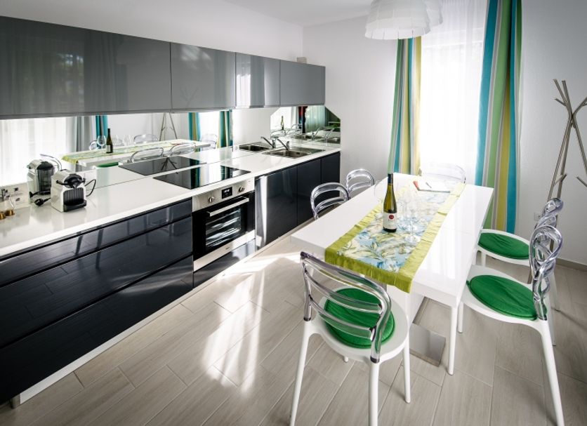 Kitchen Photo