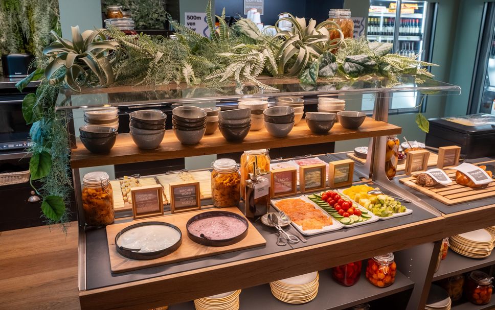 Buffet Photo