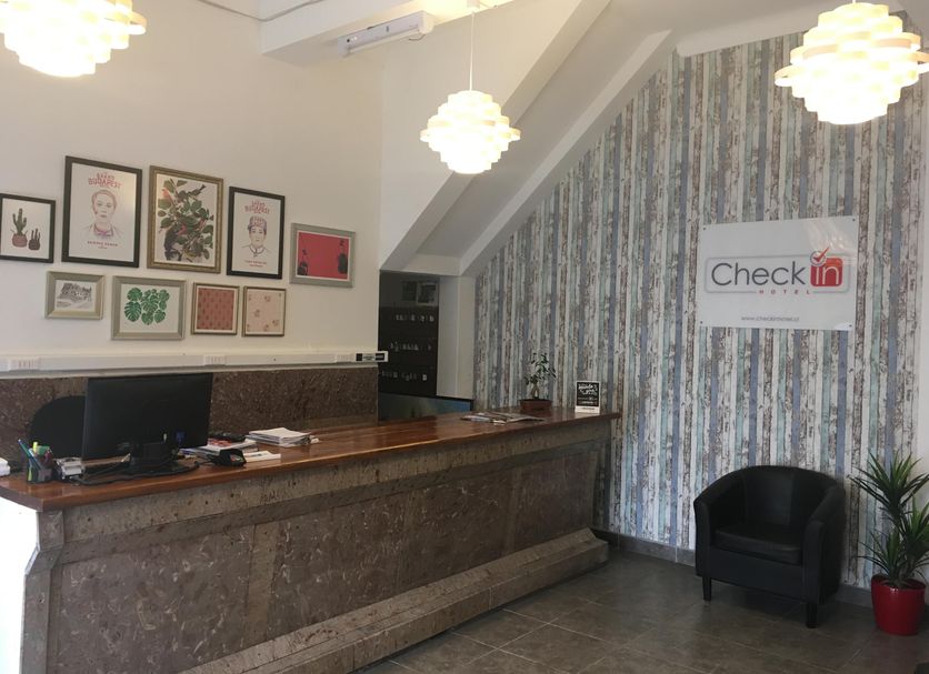 Front desk Photo