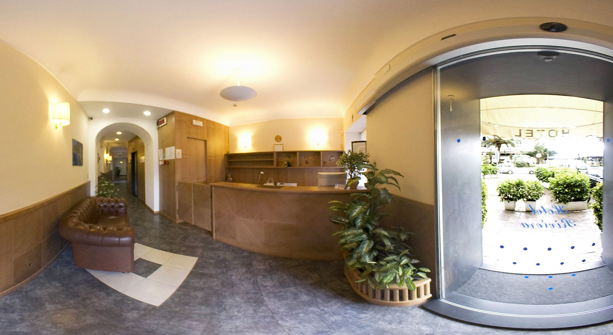 Front desk Photo