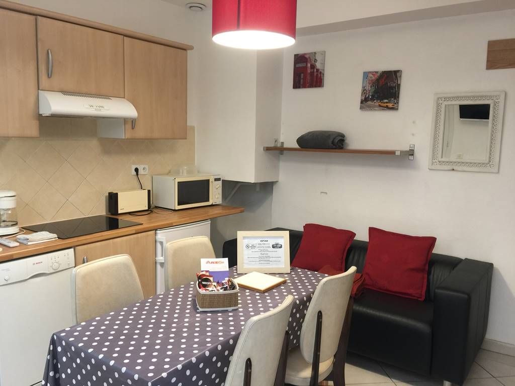 Dining room Photo